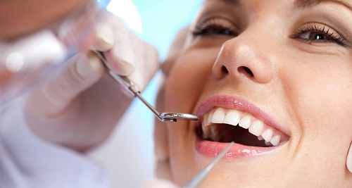 Niềng răng có phải nhổ răng không? Cần tư vấn trước khi niềng