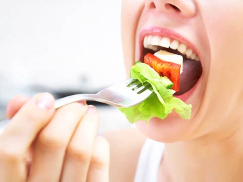 Sau khi trám răng nên ăn gì để kết quả đảm bảo? 1