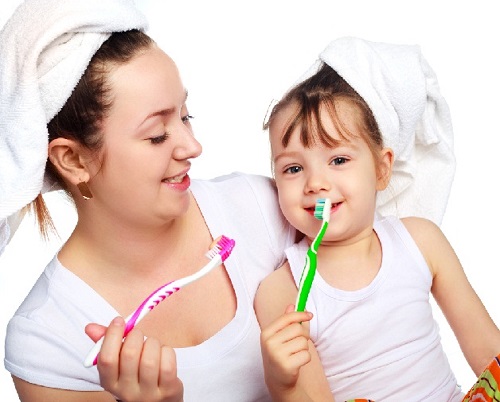 Bệnh viêm chân răng ở trẻ em do đâu gây ra? 3